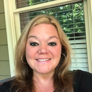 Meet your Posher, Candace